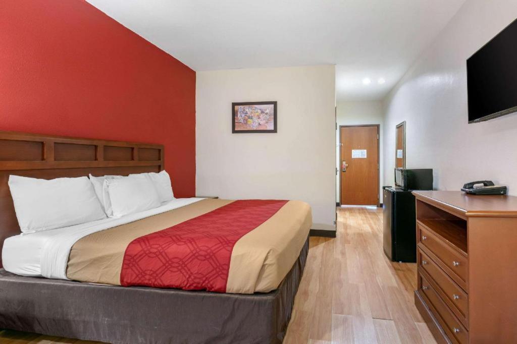 อีโคโน ลอดจ์ Hotel Eutaw ภายนอก รูปภาพ